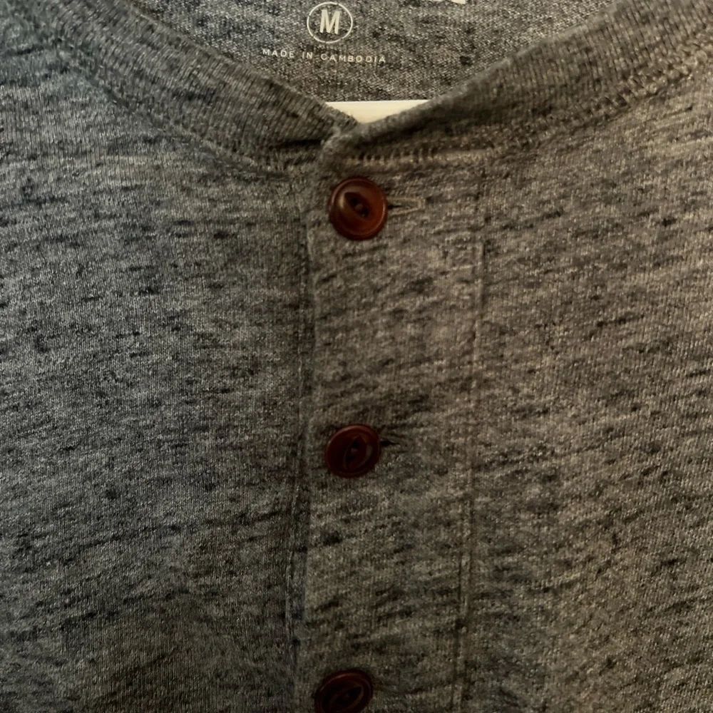 J. Crew Mercantile T-Shirt Men's Size M Gray Long Sleeve 1/4 Button 100% Cotton